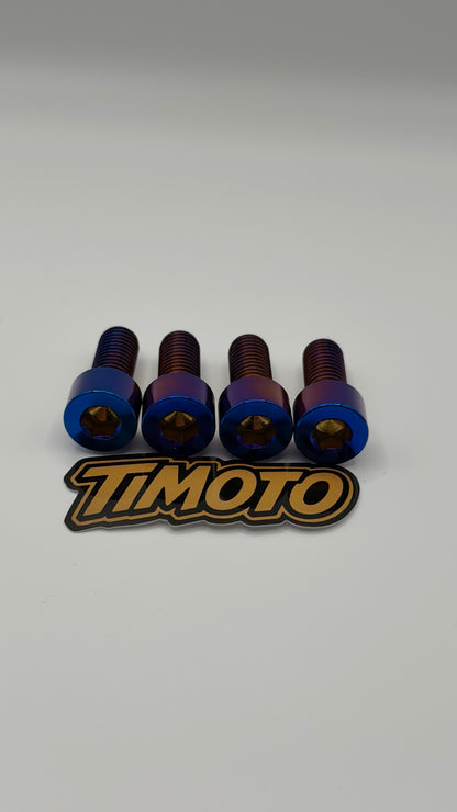 Bucklos triple clamp titanium bolts