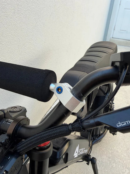 barpad titnaium bolt close up